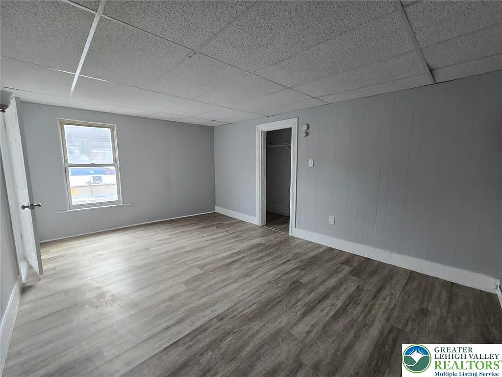 Building Photo - 149 W Ridge St #2A