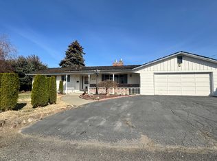 3907 W Chestnut Ave, Yakima, WA 98902