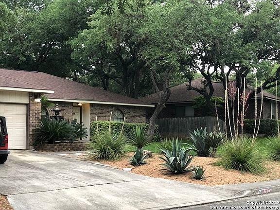 3rd image of 7630 Creek Trail St