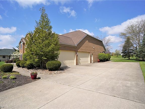 2nd image of 6260 Highland Green Dr