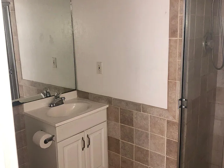1290 Highlands Dr #2 — Photo 8