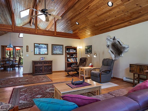 5th image of 42060 Park Circle Dr