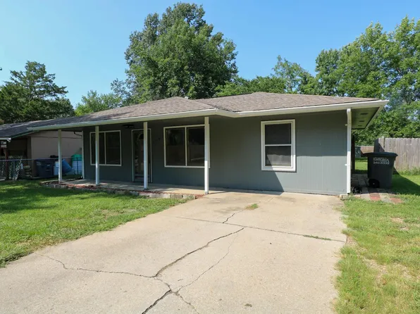 329 Homewood St, Emporia, KS 66801