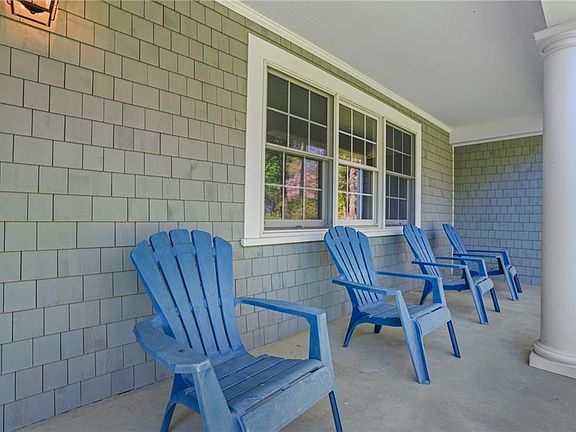 5th image of 85 Jefferson Dr