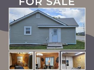 604 W 11th St, Quanah, TX 79252