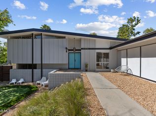 22406 De Kalb Dr, Calabasas, CA 91302