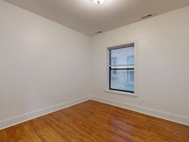 5111 S. Kimbark Avenue — Photo 11