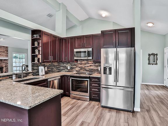 4th image of 4671 Meadow Run Pl