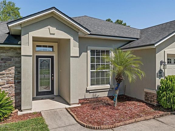 3rd image of 6693 Chester Park Cir