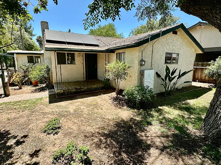 1137 Chestnut St — Photo 22