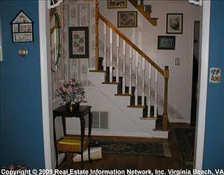 3rd image of 513 Gawain Ct