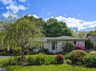 80 Norcross Cir, Hamilton, NJ 08619