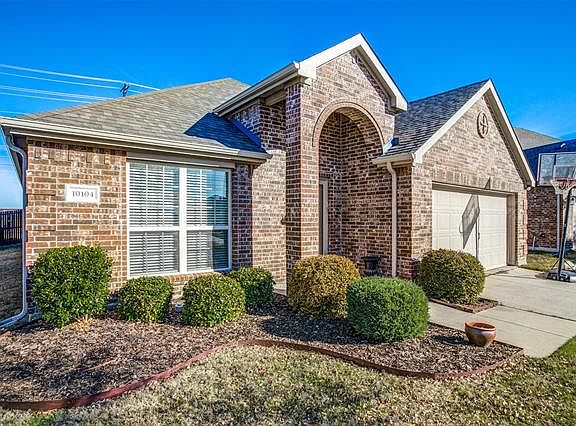 3rd image of 10104 Horseshoe Ln