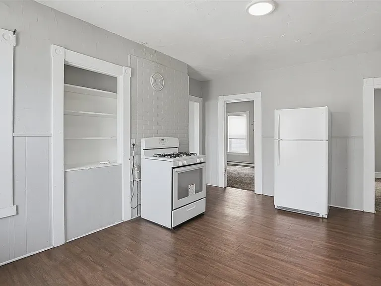 31 Aetna St #3 — Photo 13