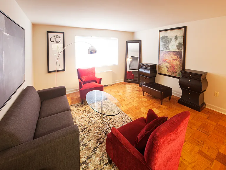 New Brookside Apartments Living Area