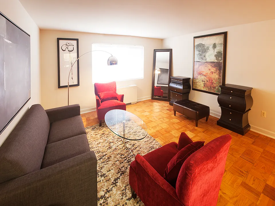 New Brookside Apartments Living Area