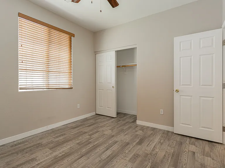 8611 Splendid Leaf Ct — Photo 31