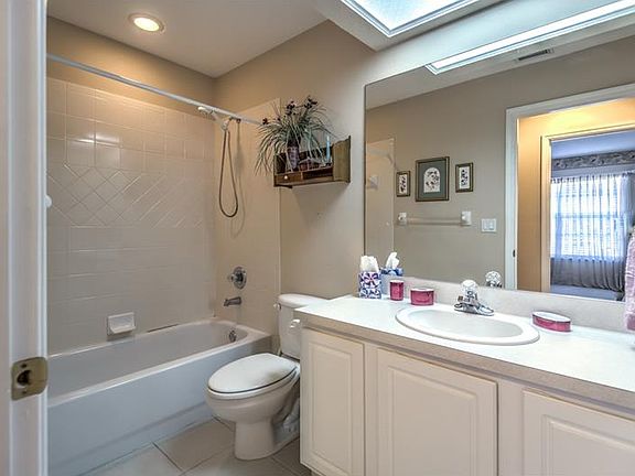 2nd image of 3507 Cotton Mill Pl