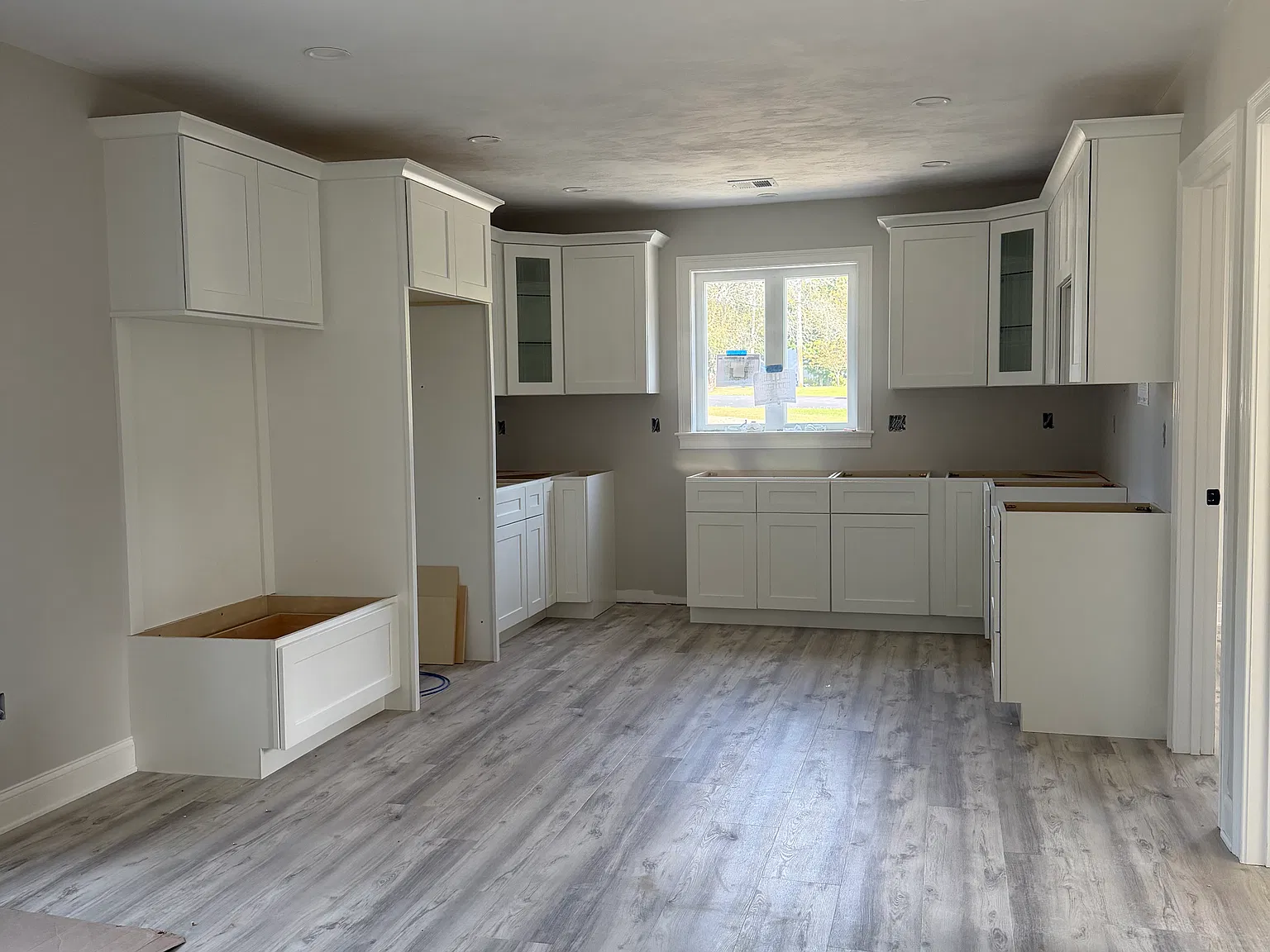 2 bed, 1.5 bath, 900 sqft, $3,200 — Photo 4