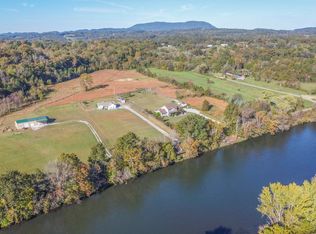 716 Howell Rd, Mascot, TN 37806