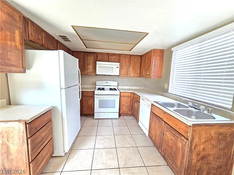2882 Sandyfalls Way — Photo 4