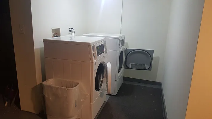 Rented by Rapid Realty Cobble Hill | media 8