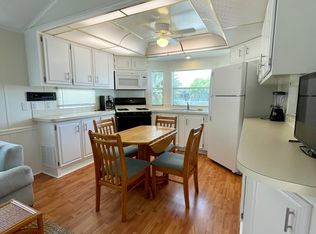 100 Barefoot William Rd, Naples, FL 34113