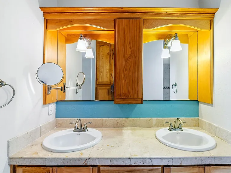 4212 S Hackberry Dr — Photo 21