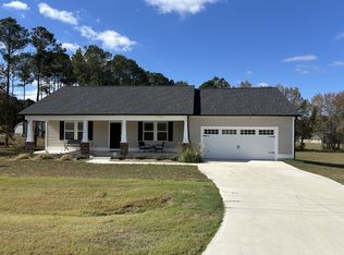 49 Hydrangea Ln, Benson, NC 27504