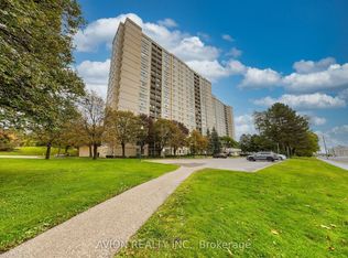 York Gardens Condos, Toronto, ON M2J 1L2