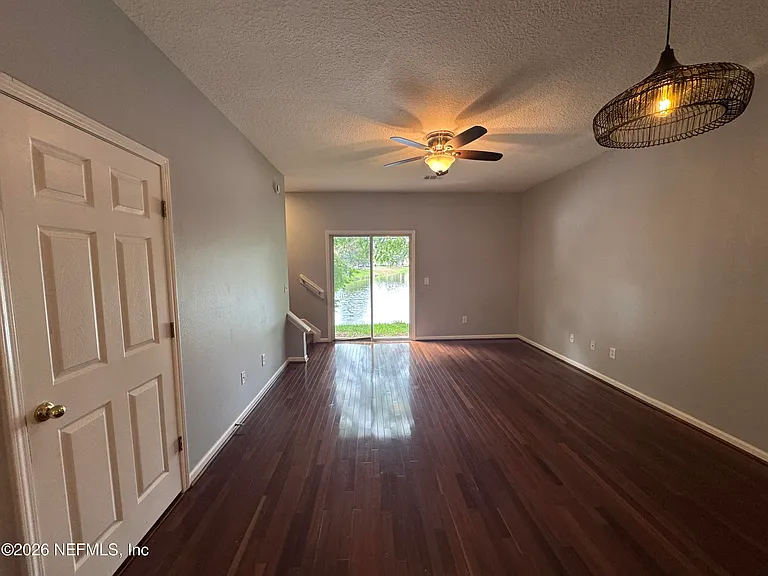 7806 Melvin Rd — Photo 5