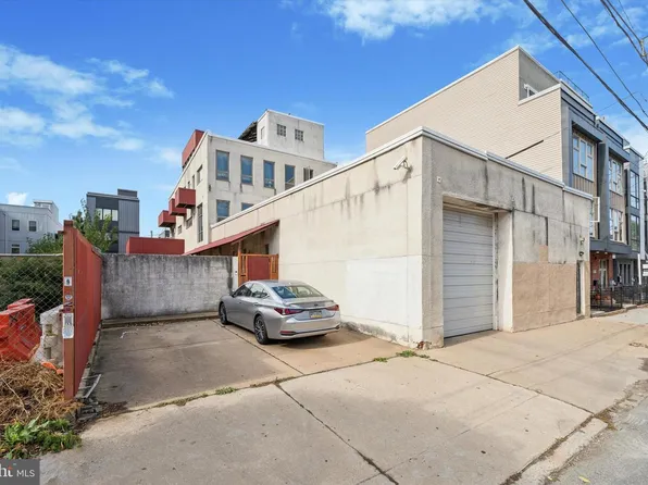 844 N 4th St, Philadelphia, PA 19123
