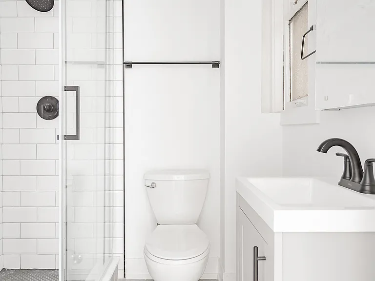 2957-S2 (One Bedroom)