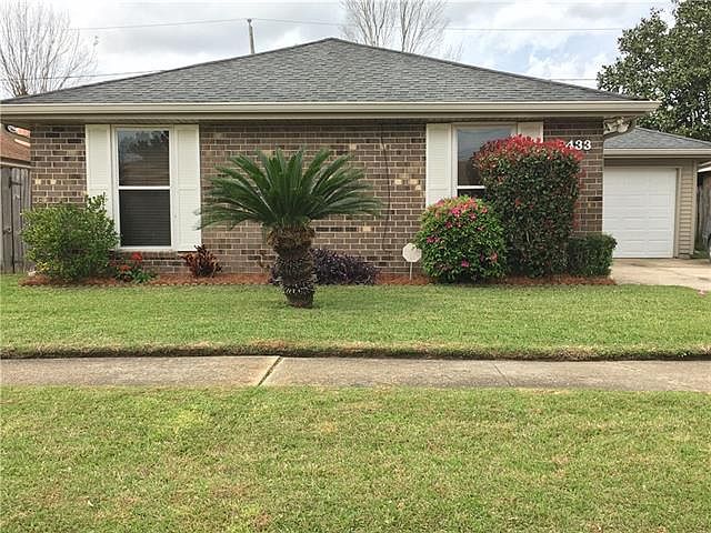 1st image of 2433 Williamsburg Dr