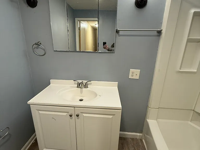 120 Independence St — Photo 4
