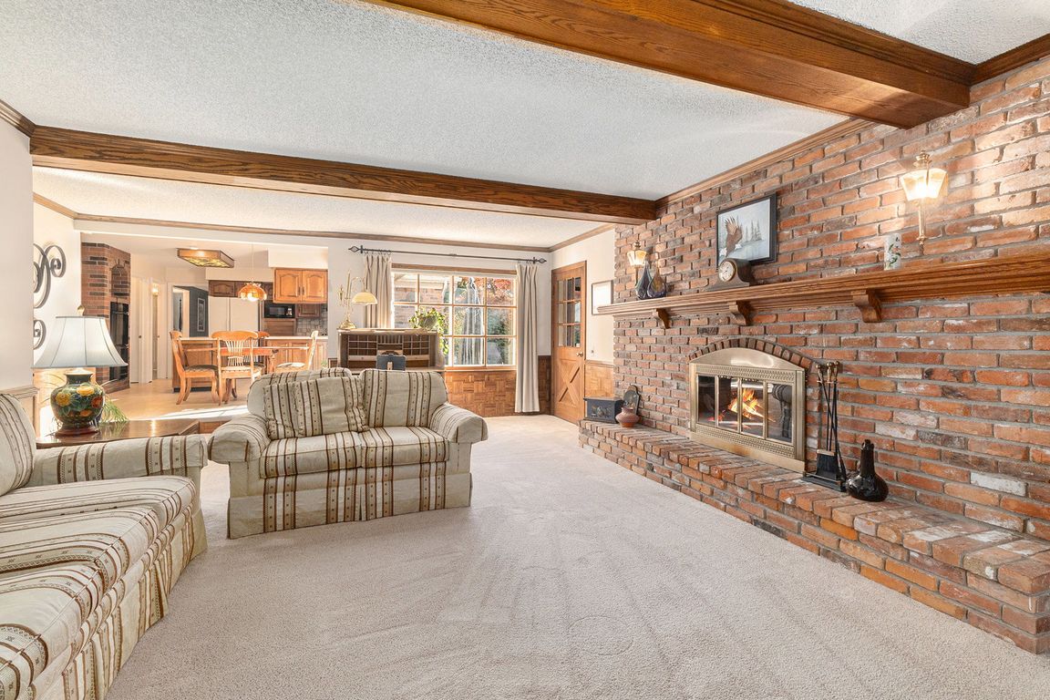 next background image