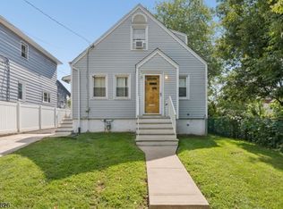 212 E Munsell Ave, Linden City, NJ 07036