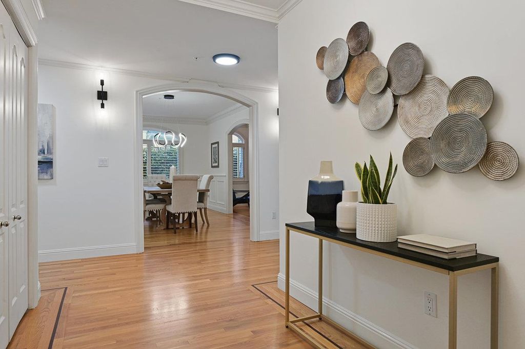 1520 Floribunda Avenue APT 101 3