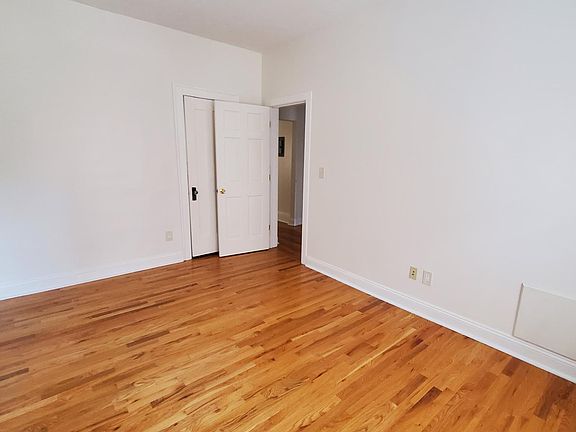 3rd image of 11841 Lake Ave APT 9