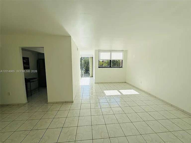 9440 W Flagler St #305 — Photo 2