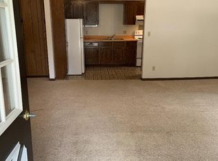 112 W Greene St #2, Castalia, IA 52133