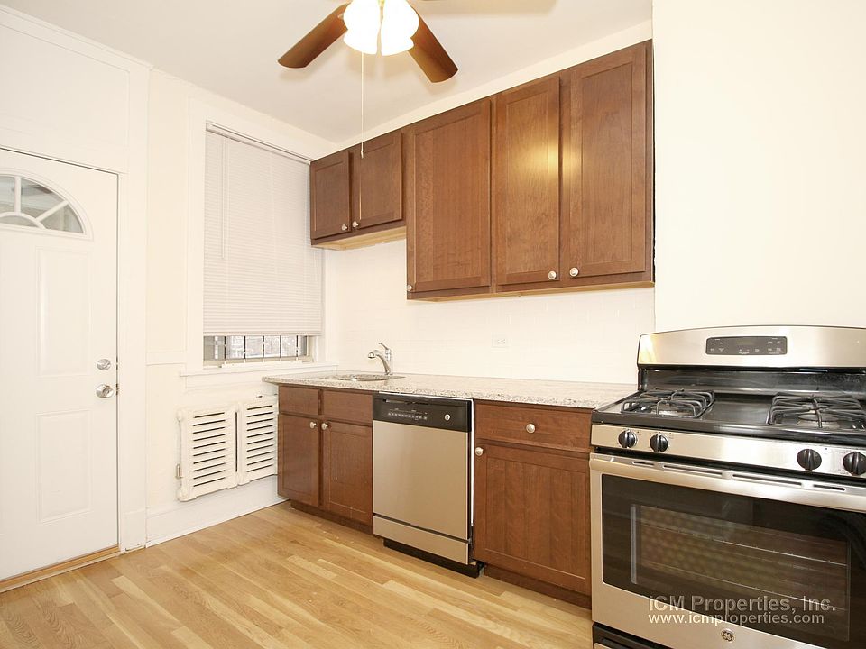1st image of 1613 W Berteau Ave #2R