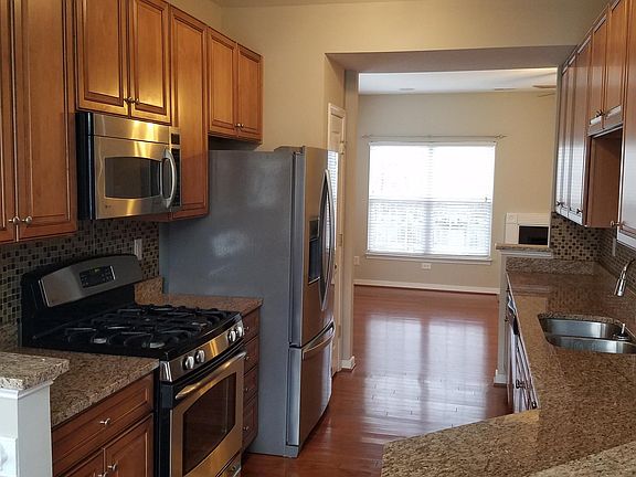 4th image of 6770 S Grand Brook Cir