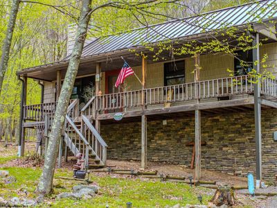 247 Daylily Ct, Terra Alta, WV, 26764