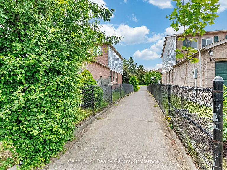 34 Niagara Pl #BASEMENT — Photo 18
