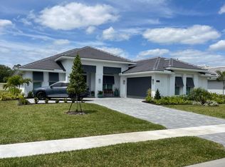 5727 Bent Pine Sq, Vero Beach, FL 32967