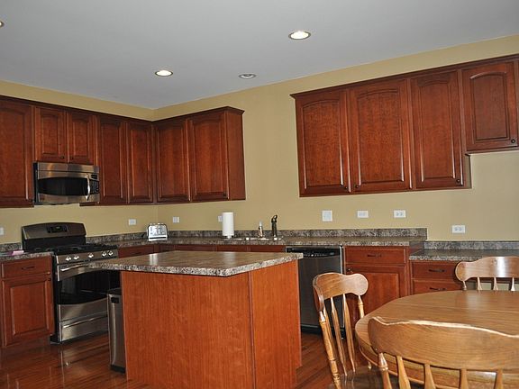 3rd image of 302 Sonora Dr