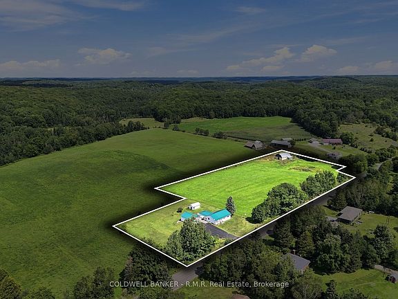 2nd image of 1695 Horseshoe Lake Rd