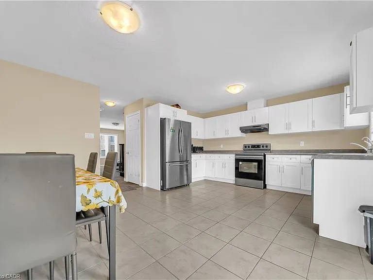 70 Willowrun Dr #G2 — Photo 12