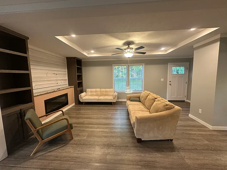 671 Lincolnville Ave — Photo 8